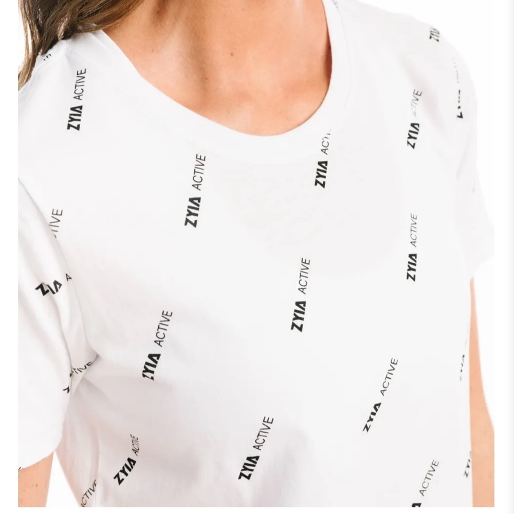 Zyia white tshirt